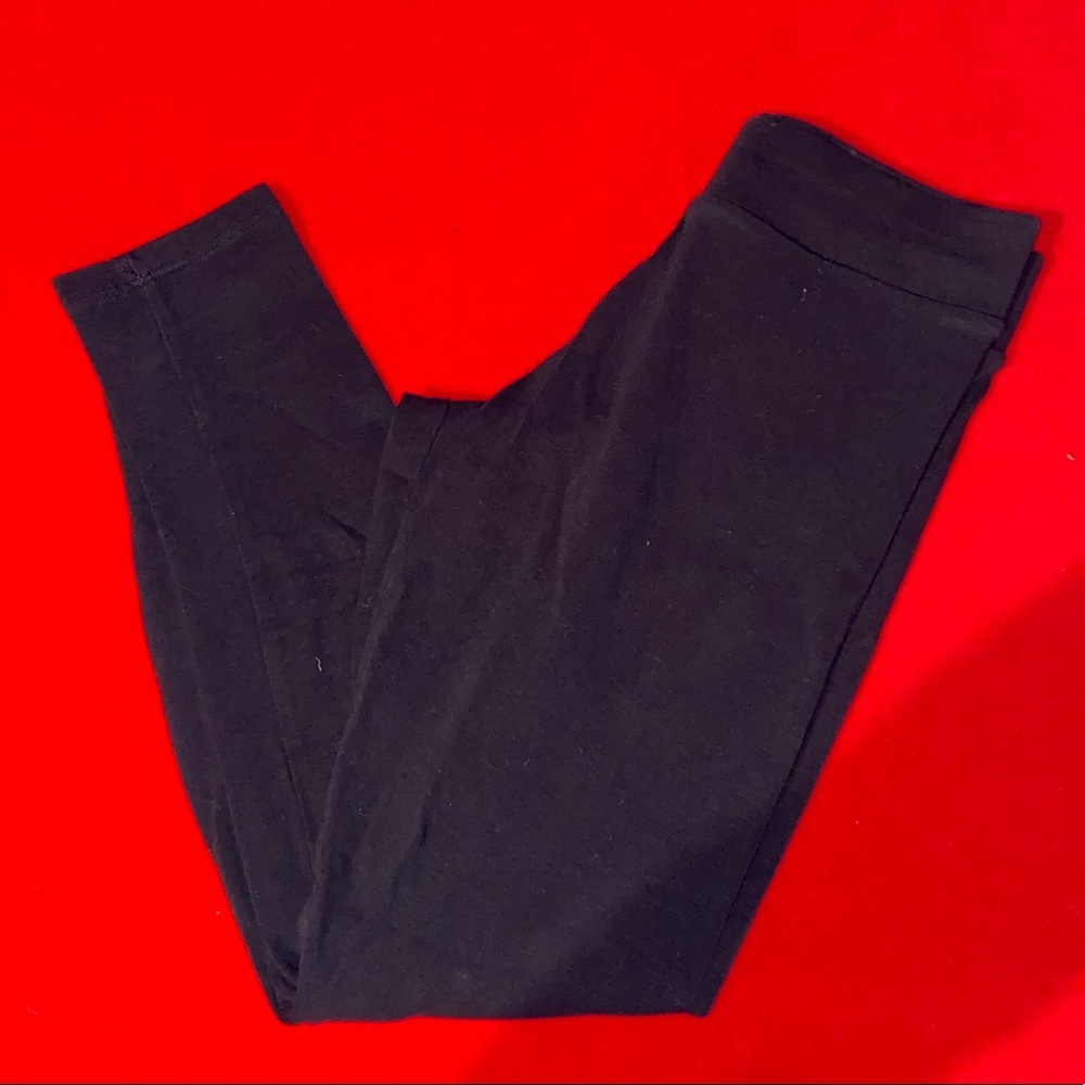 black leggings